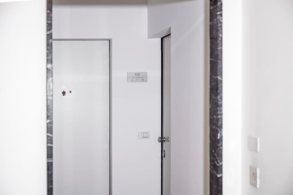 B&B Gocciadoro 26 Nuovo, Climatizzato, Zona Ospedale, Posto Auto Trente Buitenkant foto